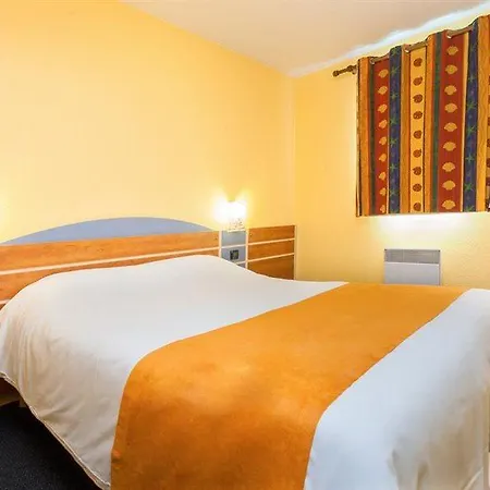 Sure By Western Hotel 3*