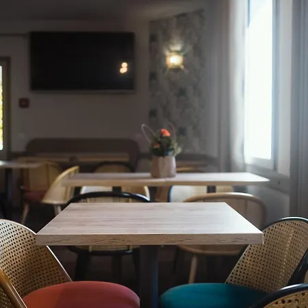 호텔 Sure By Western