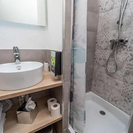 Hotel Sure By Western Sarlat-la-Caneda