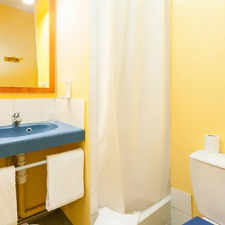 Hotel Sure By Western 3*