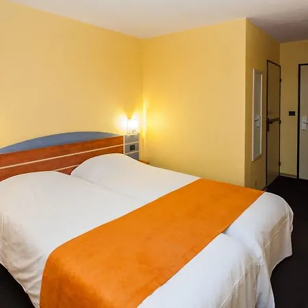Hotel Sure By Western 3*