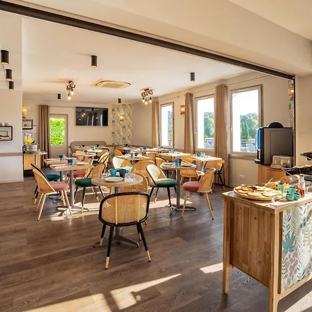 Hotel Sure By Western 3*