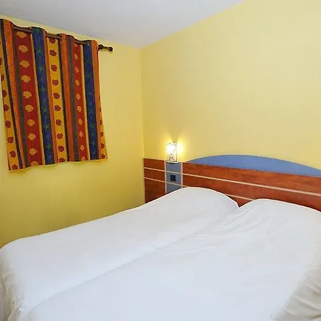Sure By Western Hotel 3*