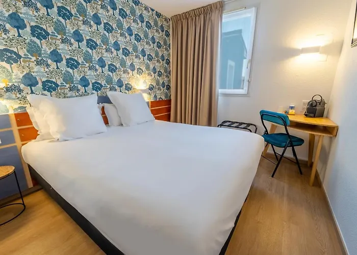 Sure By Western Sarlat-la-canéda Hotel 3*