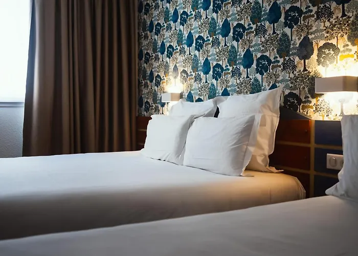 Hotel Sure By Western Sarlat-la-canéda 3*