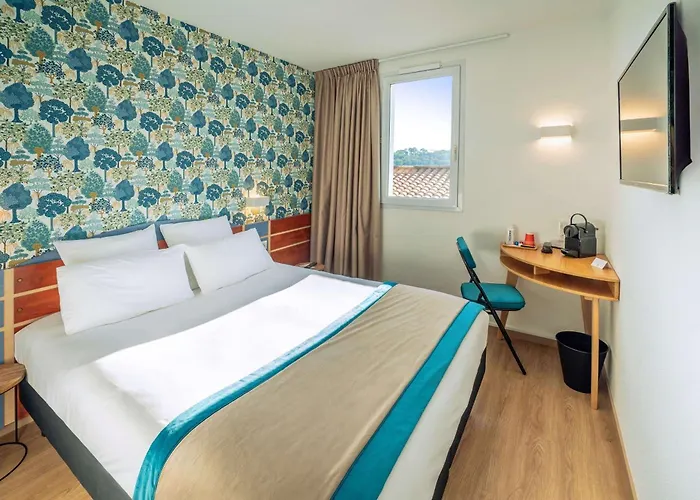 Hotel Sure By Western Sarlat-la-Caneda