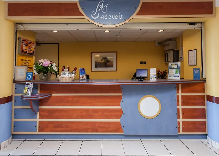 Sure By Western Sarlat-la-canéda 3*